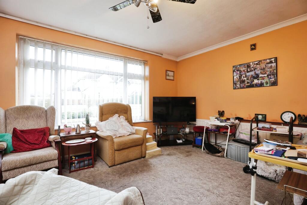 Additional property image - Loverock Crescent, RUGBY