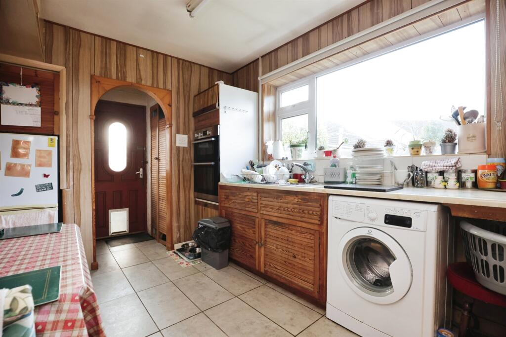 Additional property image - Loverock Crescent, RUGBY