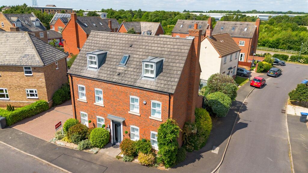 Main image of property: Crowsfurlong, Rugby