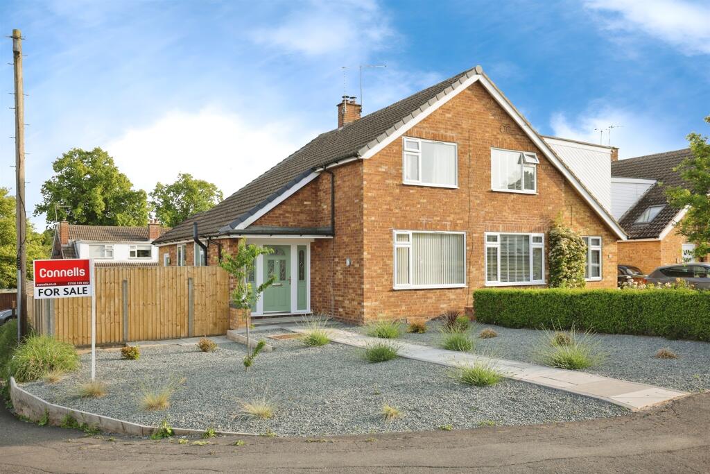 Main image of property: Castle Mound, Barby, Rugby