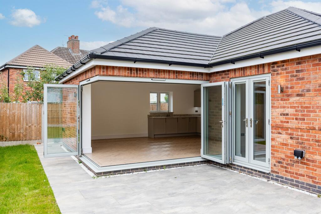 Main image of property: Edmondson Close, Dunchurch, Rugby