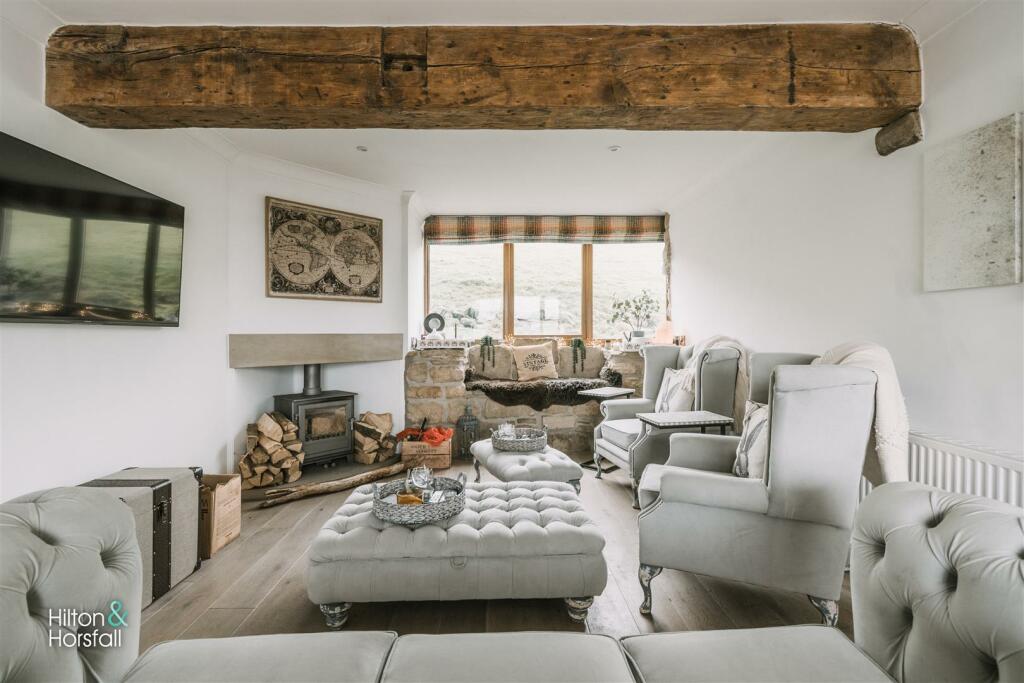 Additional property image - Naze End Barn, Hollin Hall, Trawden