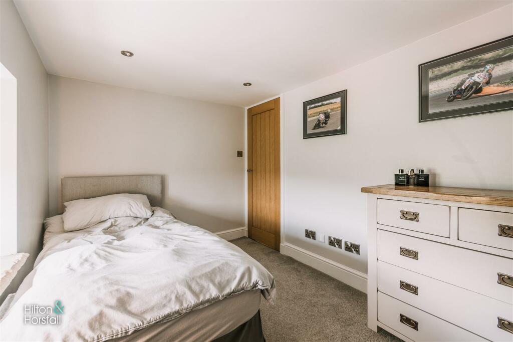 Additional property image - Naze End Barn, Hollin Hall, Trawden