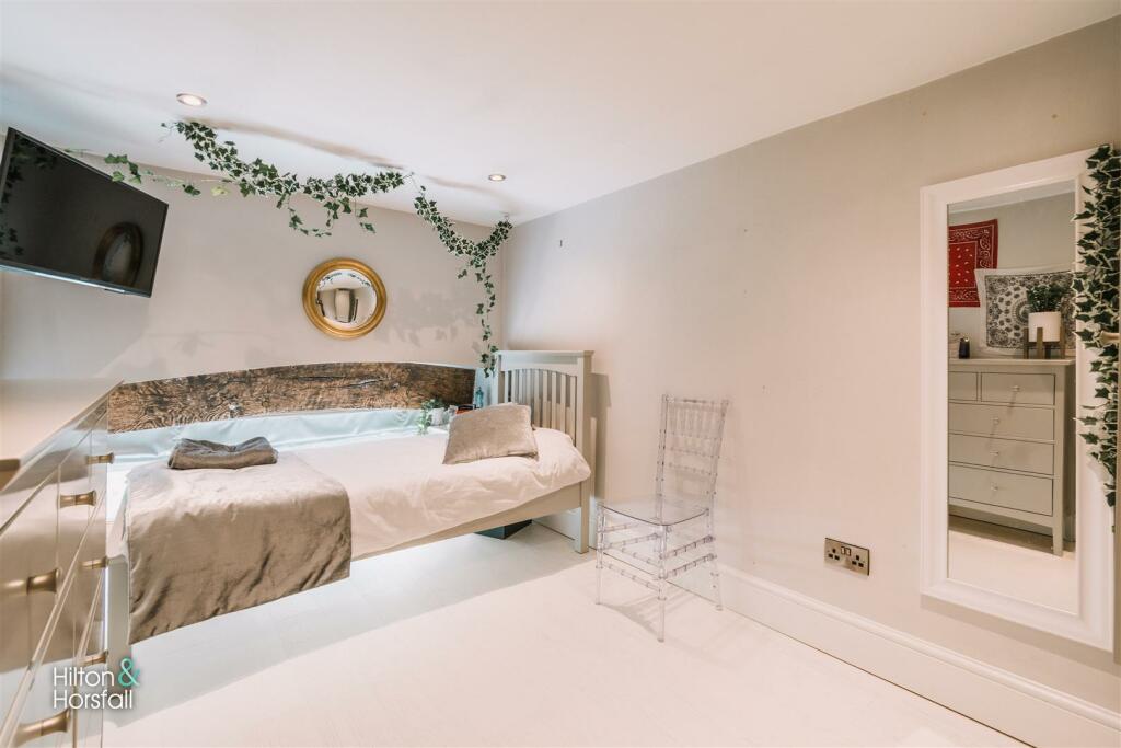 Additional property image - Naze End Barn, Hollin Hall, Trawden