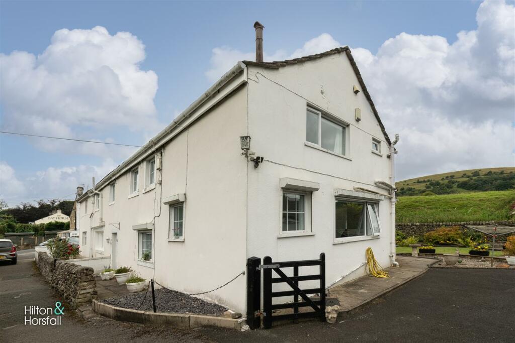 Additional property image - Straitgate Cottages, Roughlee