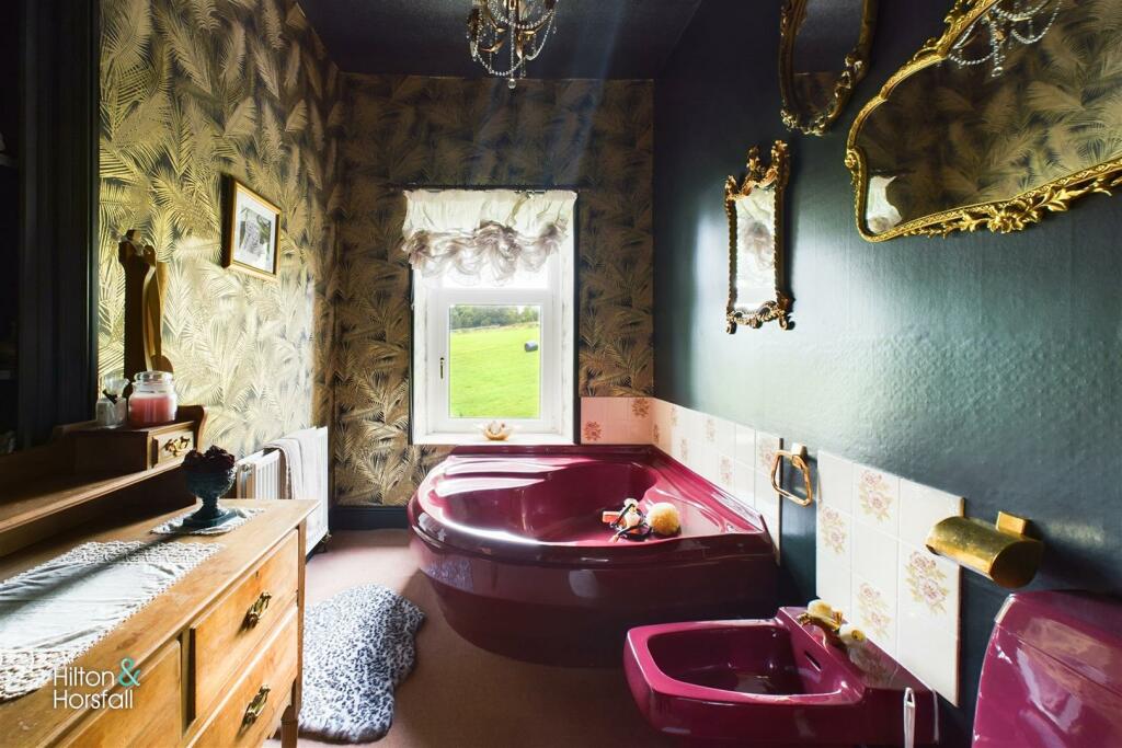 Additional property image - Laund House, Wheatley Lane Road, Barrowford