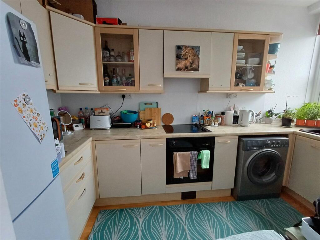 Additional property image - Campbell Court, 36-38 New Road, Porthcawl CF36 5DN, CF36