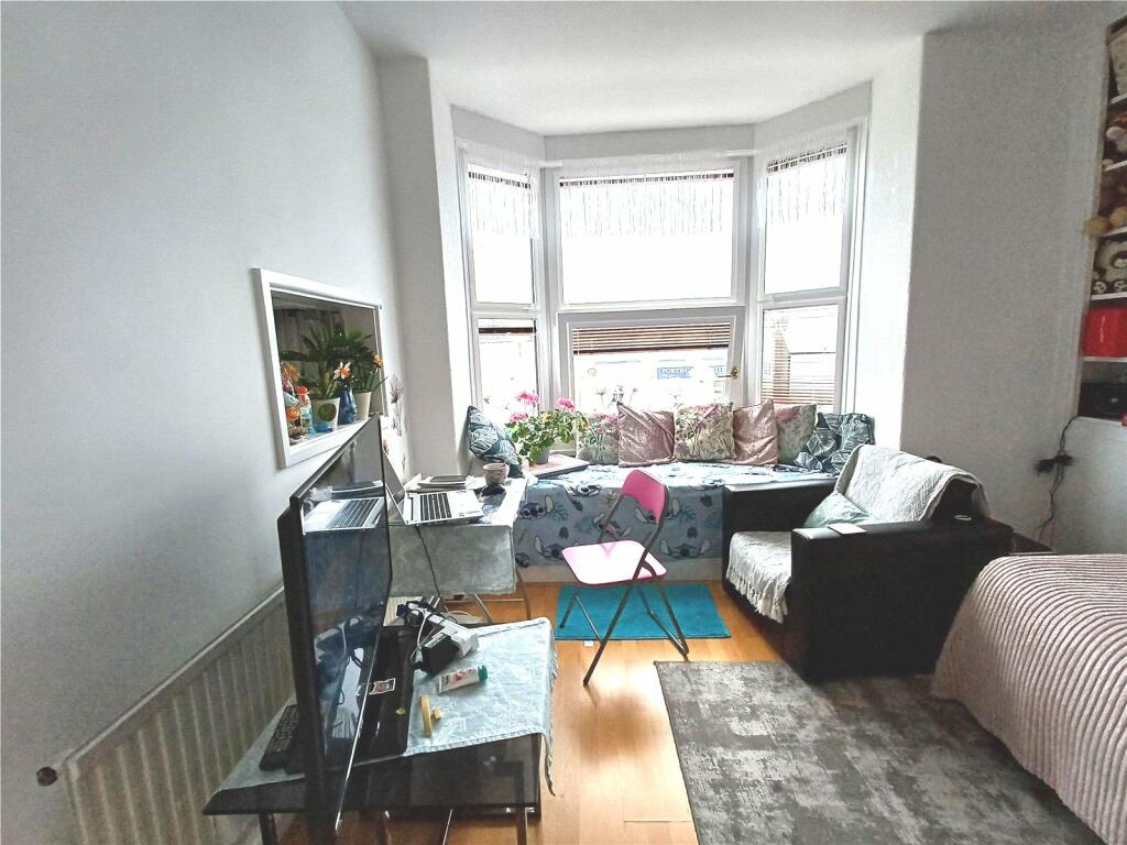 Additional property image - Campbell Court, 36-38 New Road, Porthcawl CF36 5DN, CF36