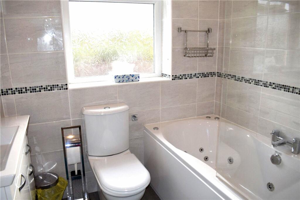 Additional property image - South Road, Porthcawl CF36 3DA, CF36