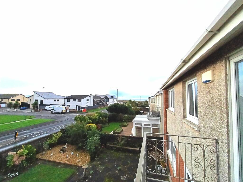 Additional property image - Rest Bay Close, Porthcawl CF36 3UN, CF36