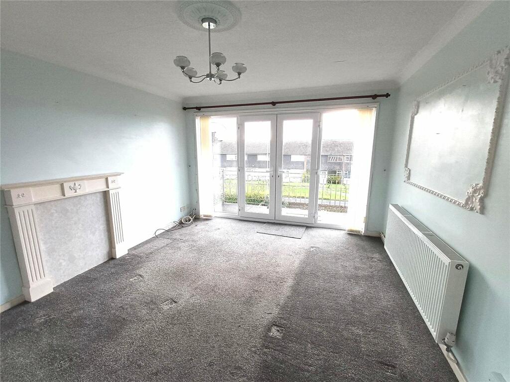 Additional property image - Rest Bay Close, Porthcawl CF36 3UN, CF36