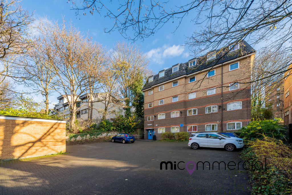 Commercial property for sale in Crawley Green Road, Luton, LU2