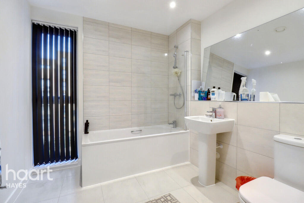 Main image of property: Chailey Place, Hayes