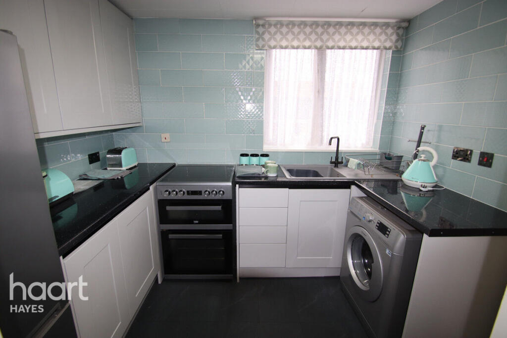 Main image of property: Kiln Close, HAYES