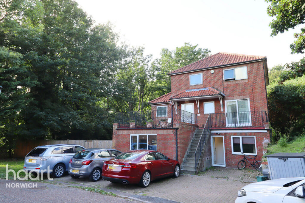 Main image of property: Thorpe Hall Close, NORWICH