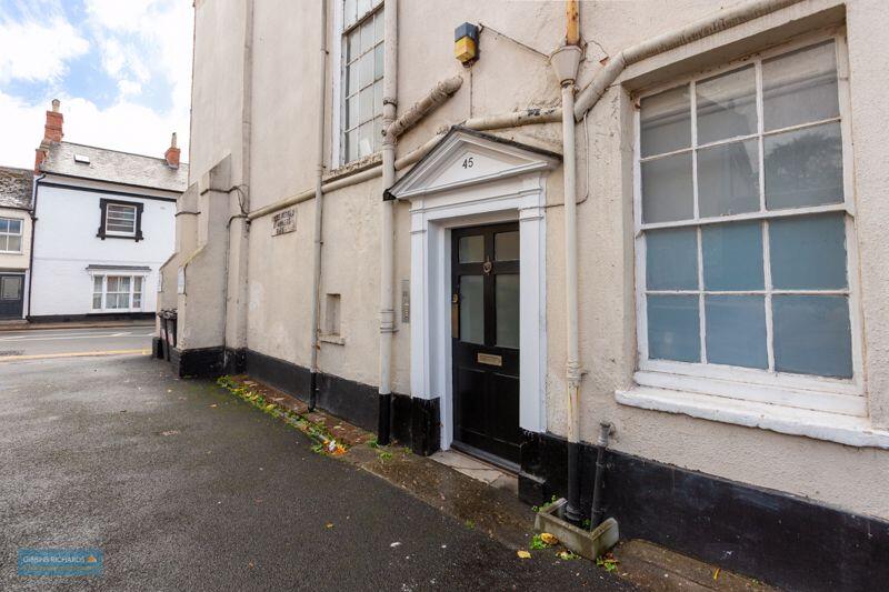 Main image of property: High Street, Wellington