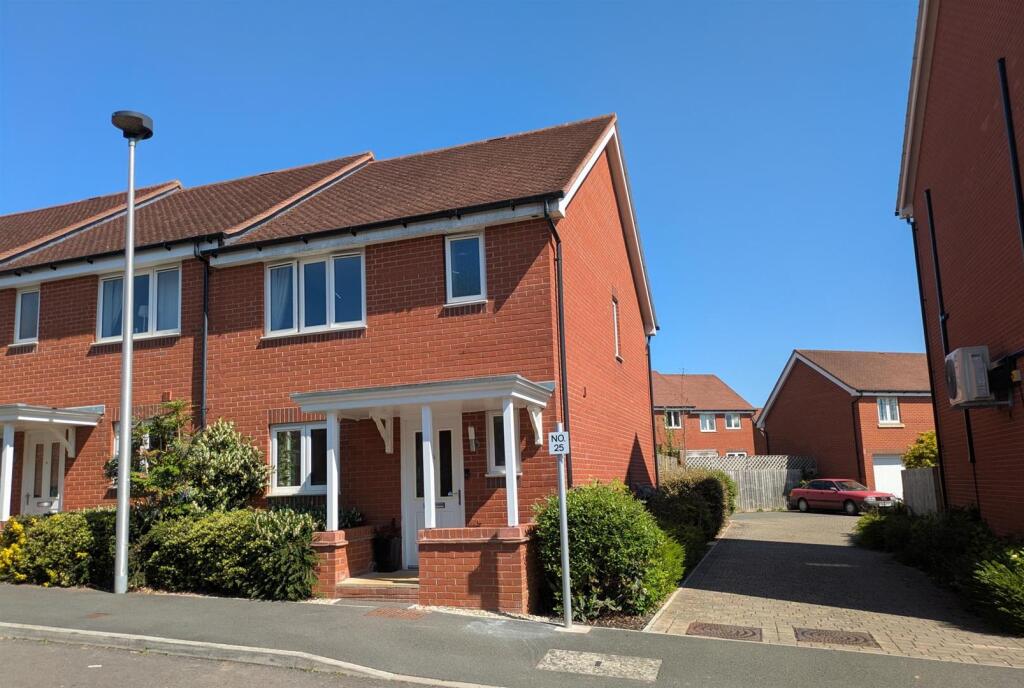 Main image of property: Henrys Run, Cranbrook, Exeter