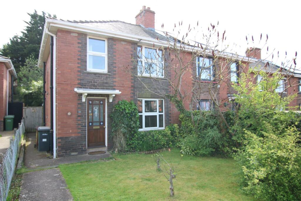 3 bedroom semi-detached house for sale in Rifford Road, Exeter, EX2