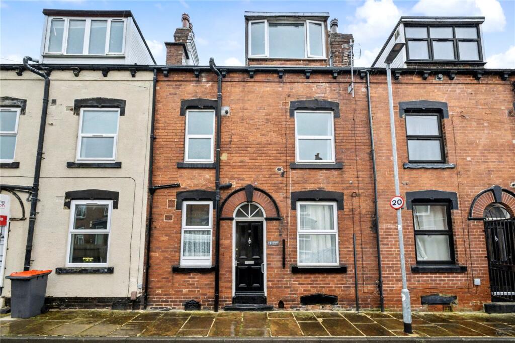 Main image of property: Whingate Grove, Leeds, West Yorkshire