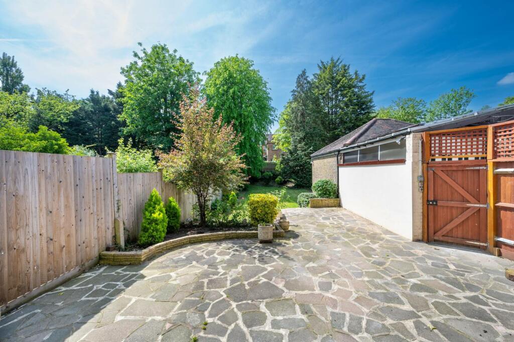 2 bedroom flat for sale in St Gabriels Road, Mapesbury Estate, London, NW2