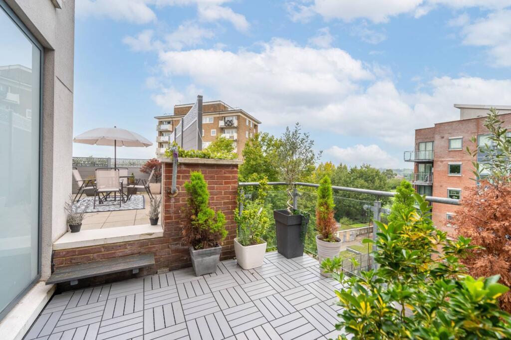 Main image of property: Donnington Road, Willesden, London, NW10