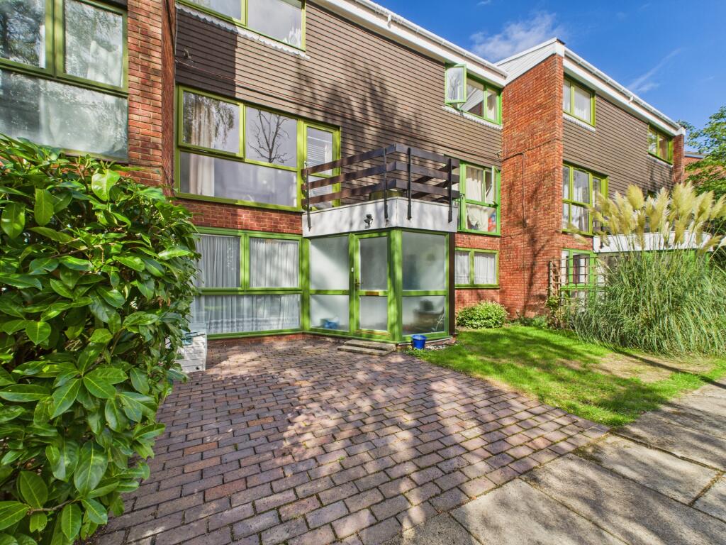 Main image of property: West Fryerne, West Reading, Reading, RG30