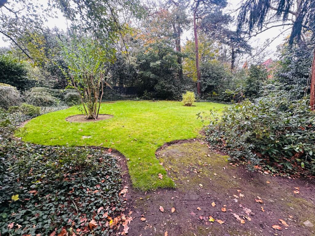 Additional property image - Richmond Park Road, BOURNEMOUTH