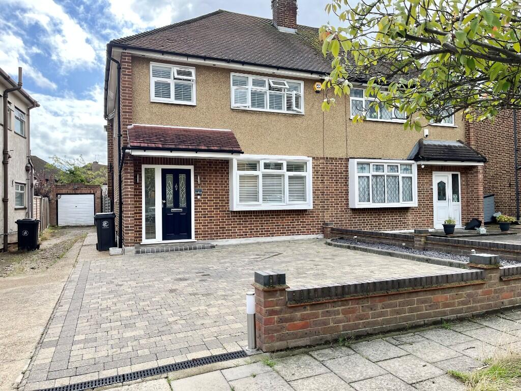 Main image of property: Gillian Crescent, Gidea Park, RM2