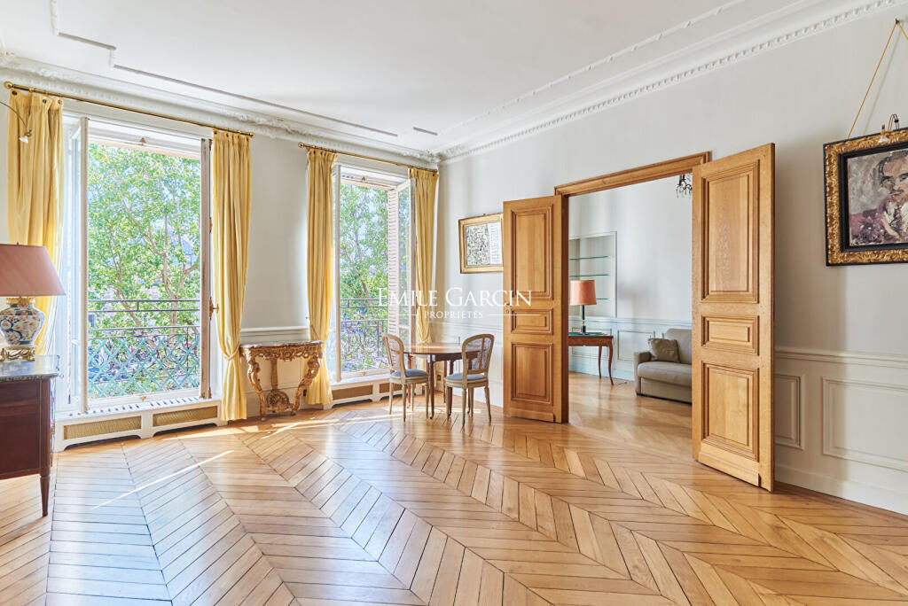 Main image of property: Paris-Isle of France, Paris, Paris 04