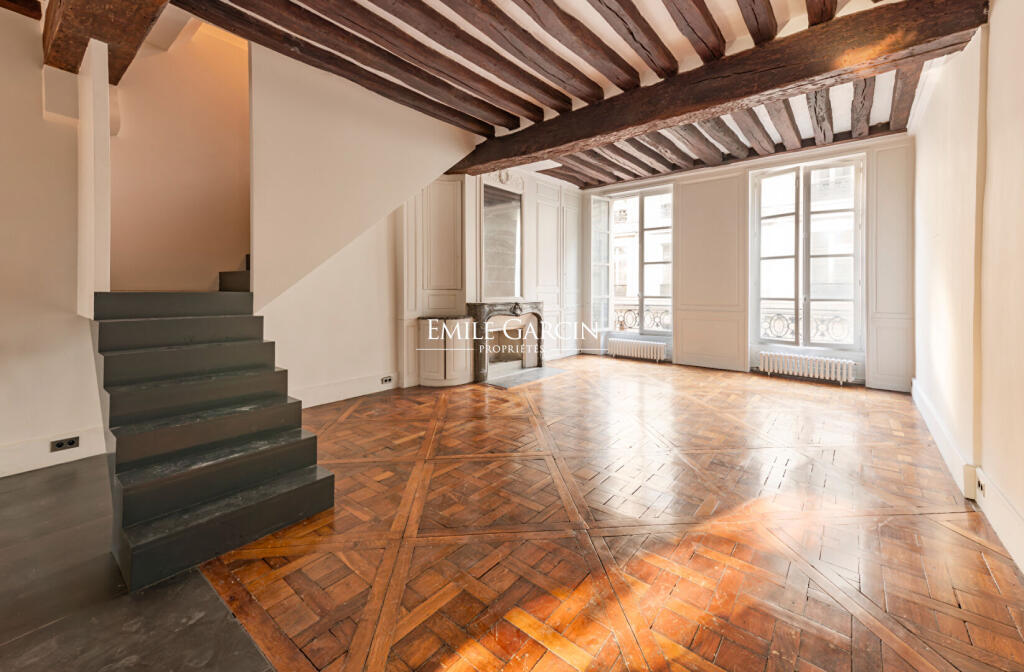 Main image of property: Paris-Isle of France, Paris, Paris 04