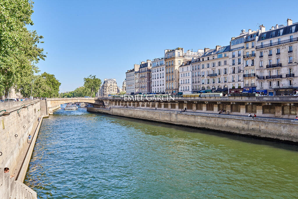 Main image of property: Paris-Isle of France, Paris, Paris 04