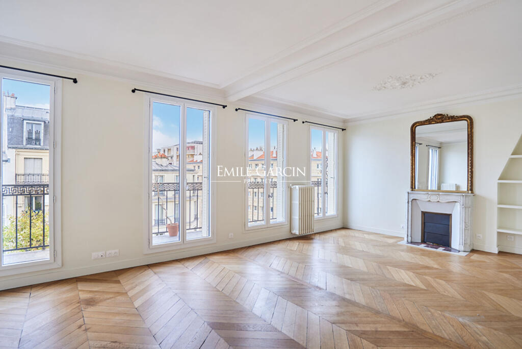 Main image of property: Paris-Isle of France, Hauts-de-Seine, Clichy
