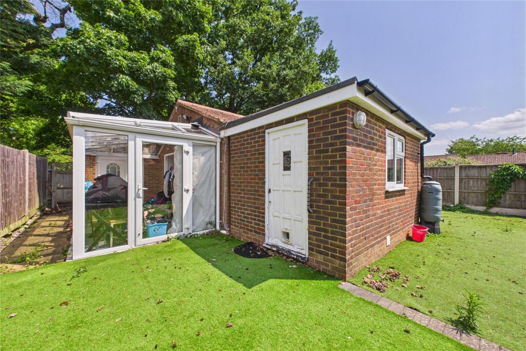 Main image of property: Evenlode Way, Sandhurst, Berkshire, GU47
