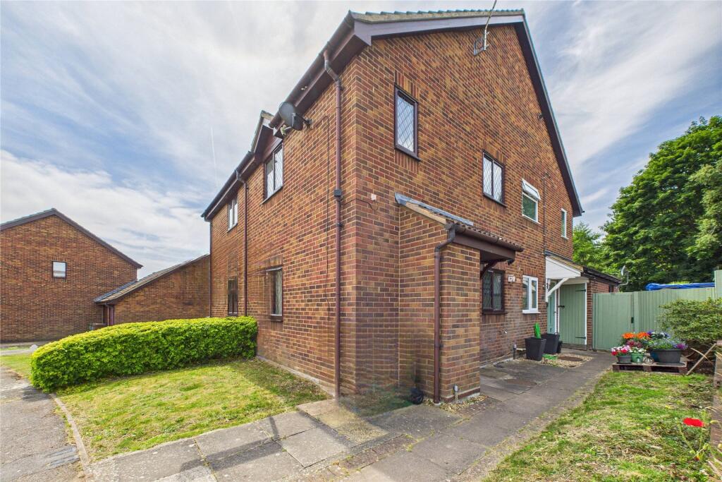 Main image of property: Wantage Road, College Town, Sandhurst, Berkshire, GU47