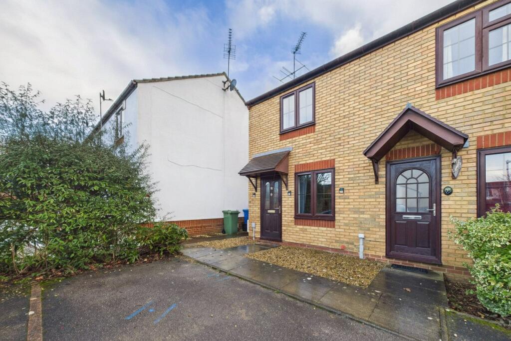 Main image of property: Hepworth Croft, College Town, Sandhurst, Berkshire, GU47