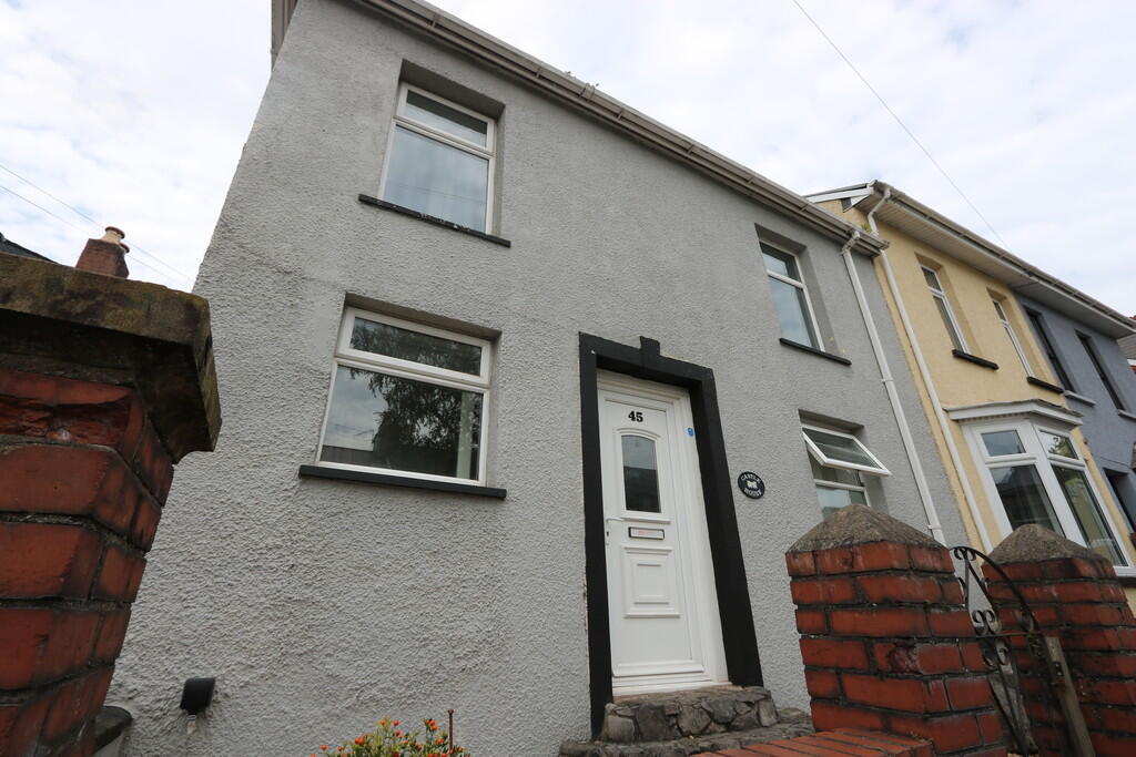 Main image of property: Victoria Avenue, Newport