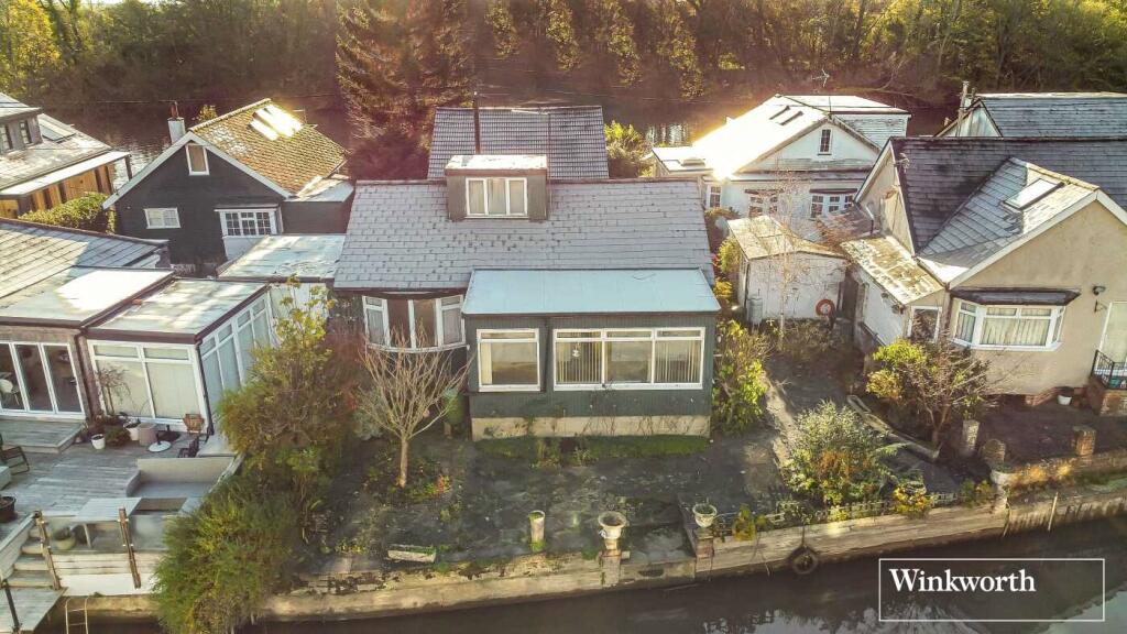 Main image of property: Sunbury Court Island, Sunbury-on-Thames, Surrey, TW16