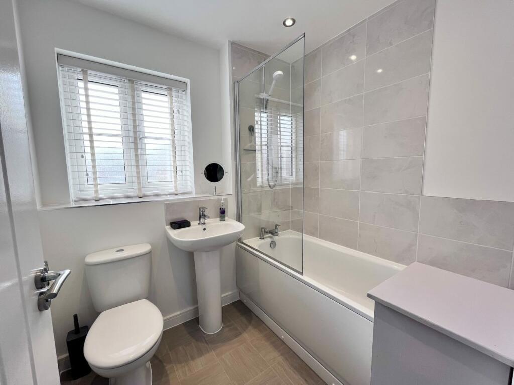 3 bedroom detached house for sale in Beeby Drive, Waltham on the Wolds ...