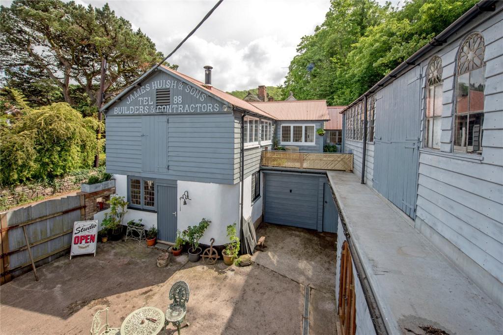 2 bedroom apartment for sale in Parsons Street, Porlock, Minehead, TA24