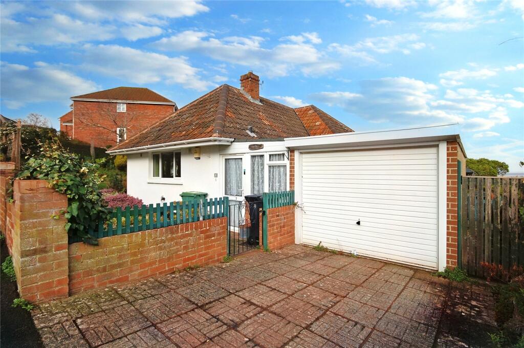 3 bedroom bungalow for sale in Chestnut Way, Minehead, Somerset, TA24