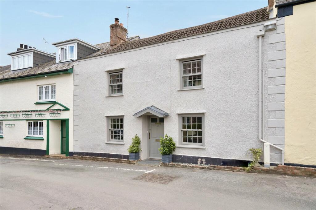 3 bedroom terraced house for sale in Manor Road, Minehead, Somerset, TA24