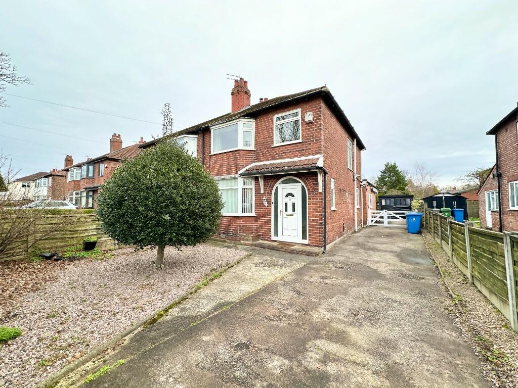 3 bedroom semidetached house for sale in Leith Road, Sale, Cheshire