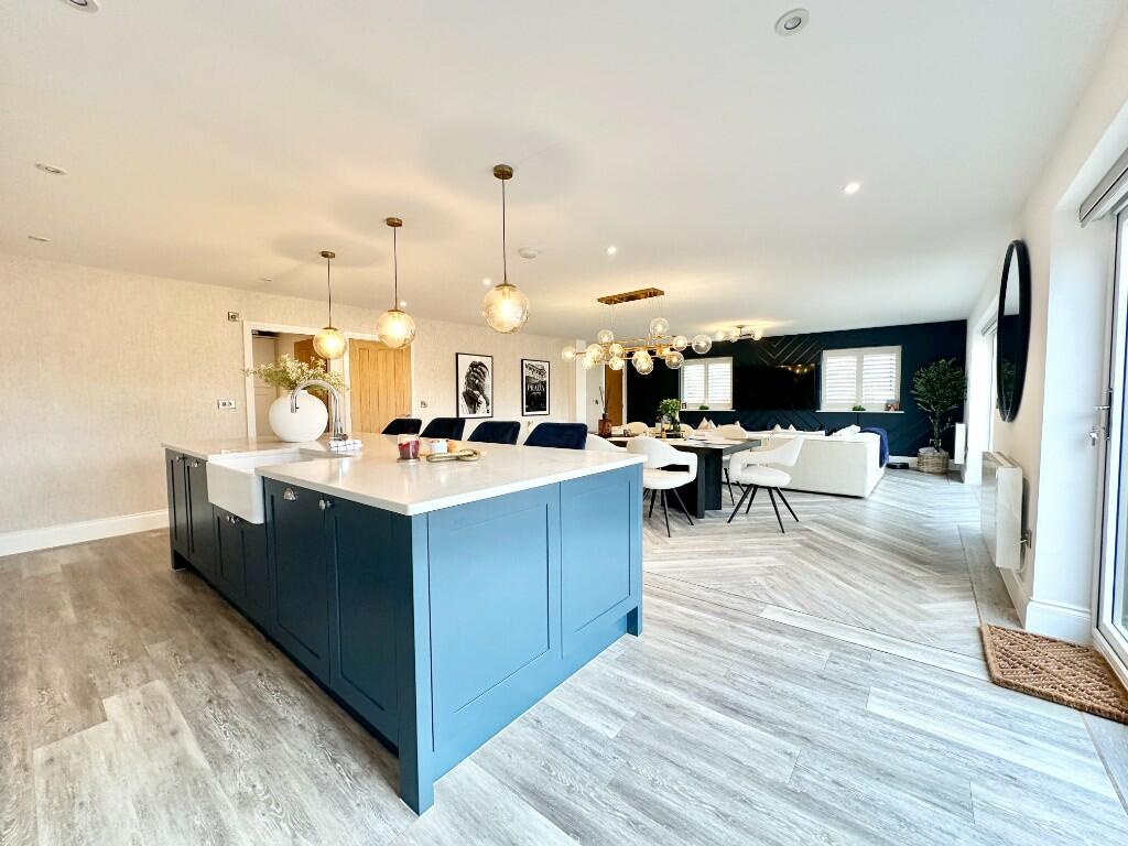 Additional property image - Walleys Green, CW10, Middlewich, Cheshire
