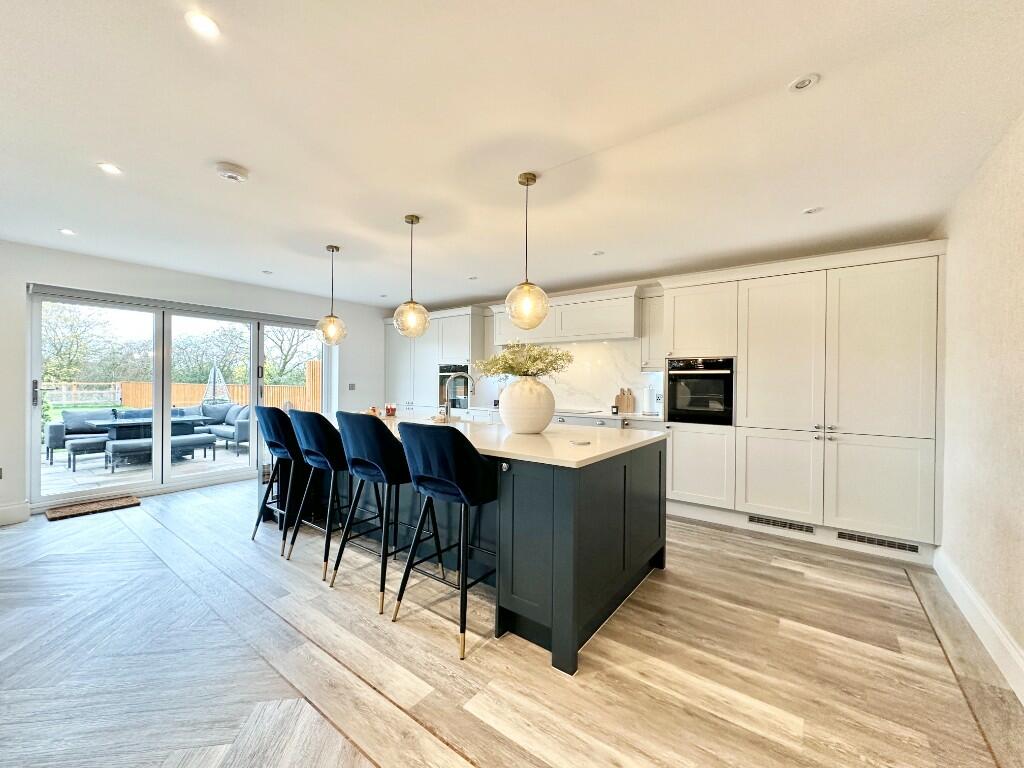 Additional property image - Walleys Green, CW10, Middlewich, Cheshire
