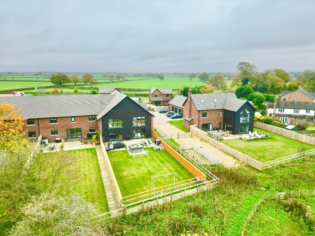 Additional property image - Walleys Green, CW10, Middlewich, Cheshire