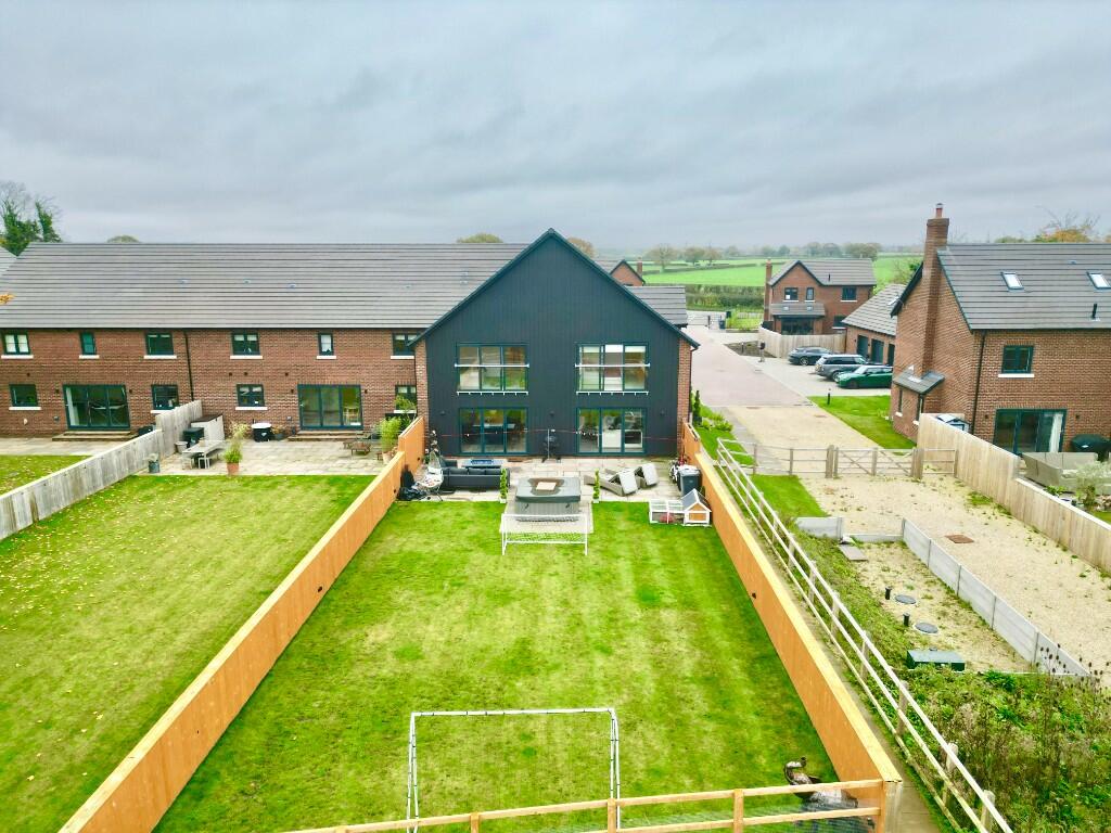 Additional property image - Walleys Green, CW10, Middlewich, Cheshire