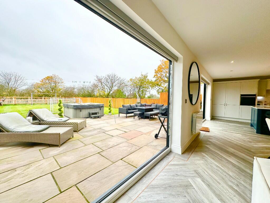 Additional property image - Walleys Green, CW10, Middlewich, Cheshire