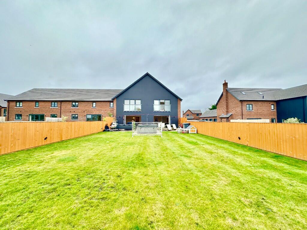 Additional property image - Walleys Green, CW10, Middlewich, Cheshire