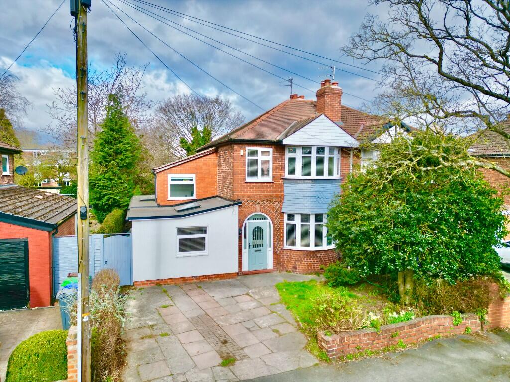 Main image of property: Cranleigh Drive, Sale, Cheshire, Greater Manchester, M33