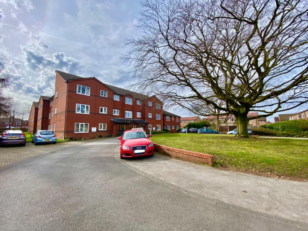 Main image of property: Alma Road, Sale, Cheshire, Greater Manchester, M33